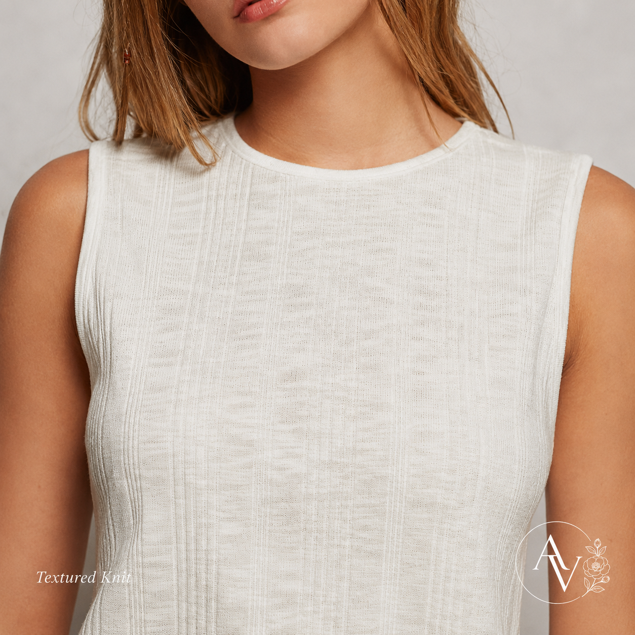 Women’s Textured Knit Cropped Tank Top, Sleeveless Round Neck Slim Fit Cotton Blend Summer Layering Shirt