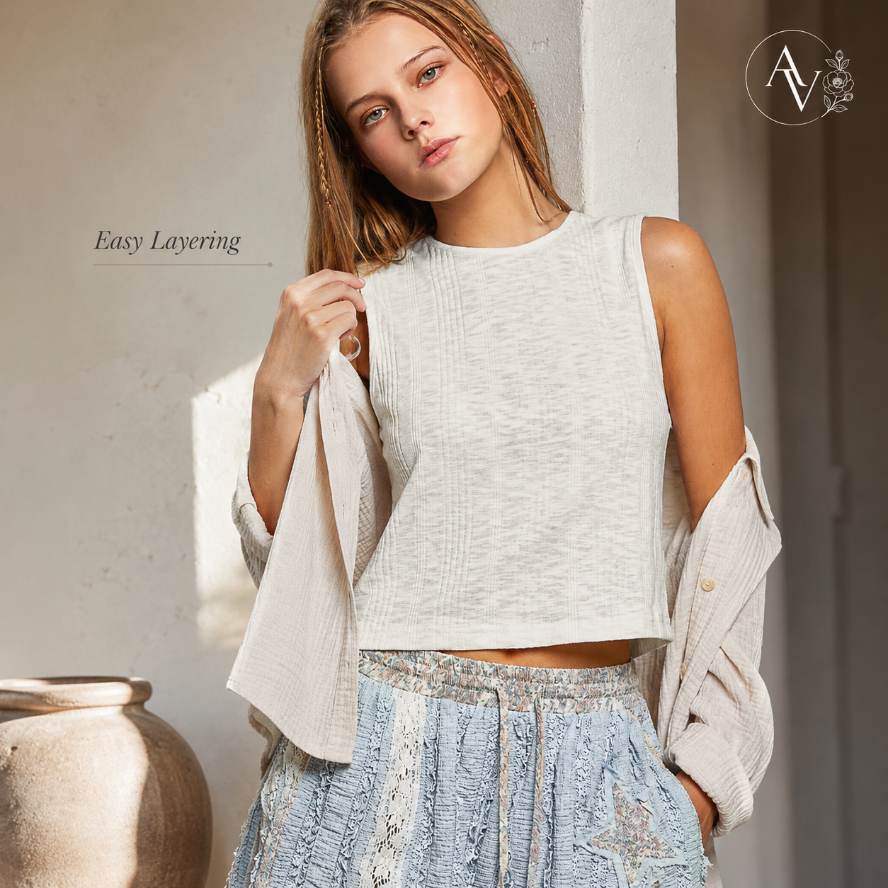 Women’s Textured Knit Cropped Tank Top, Sleeveless Round Neck Slim Fit Cotton Blend Summer Layering Shirt